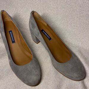 Margaux Gray Suede Block Heel Pumps. Size 39. US-8,5. New.